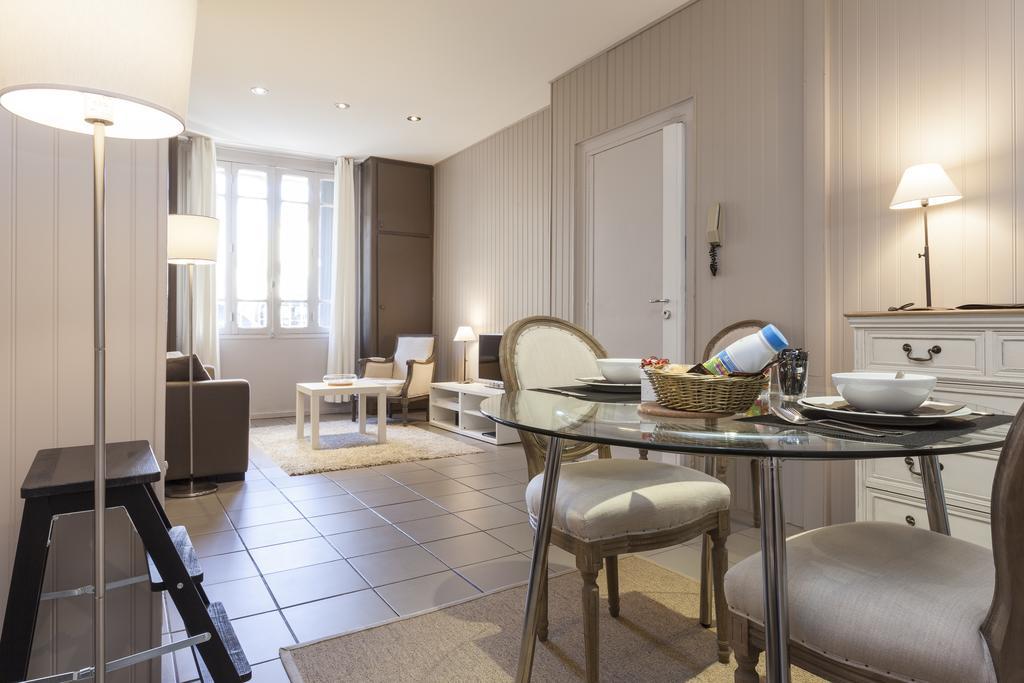 Charmants Appartements Centre Ville Montpellier Room photo